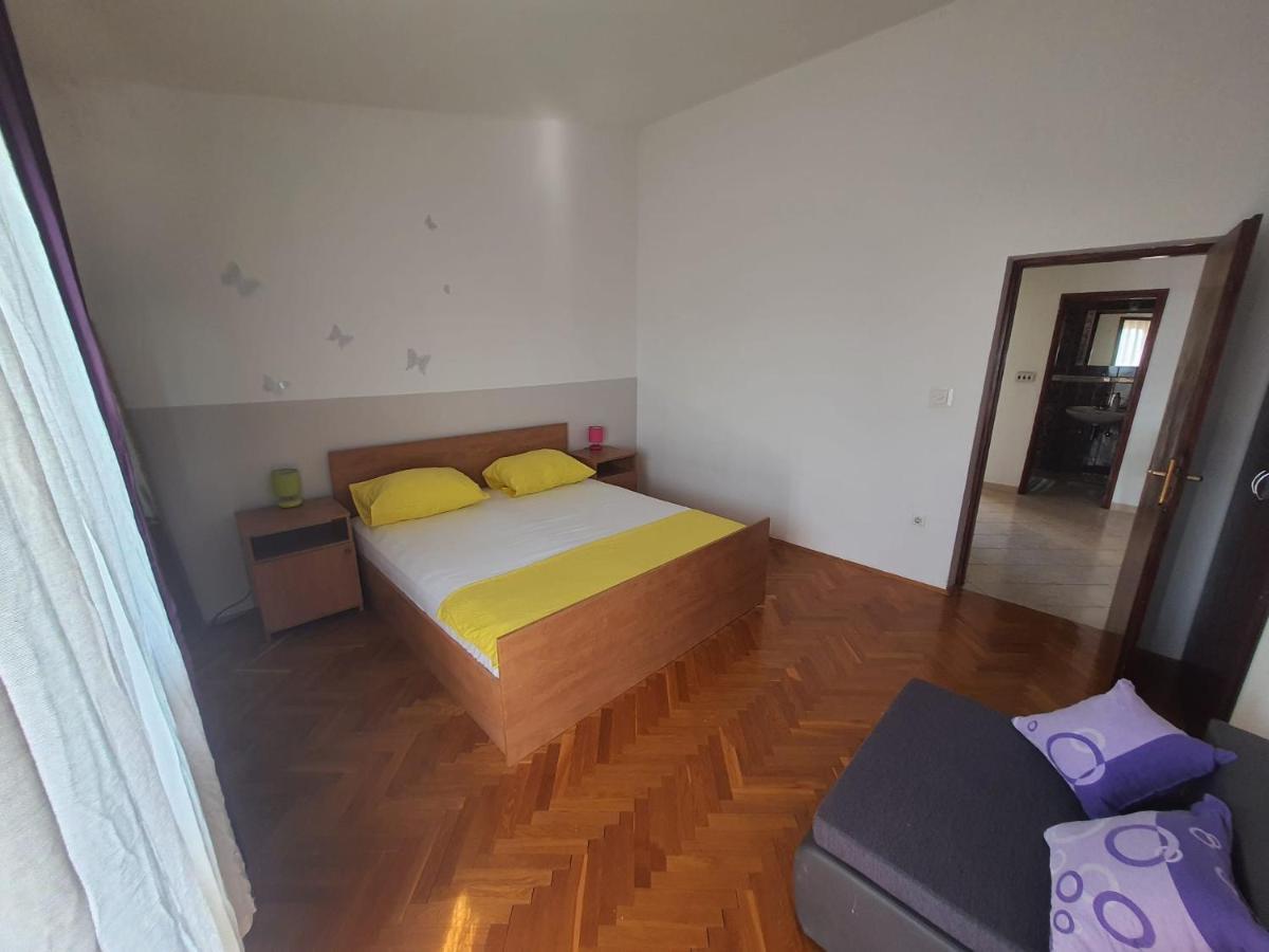 Apartment 2 Подстрана Екстер'єр фото
